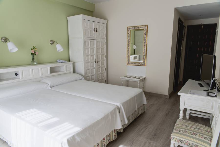 STANDARD ROOM FOR SINGLE USE TRH Mijas Hotel 